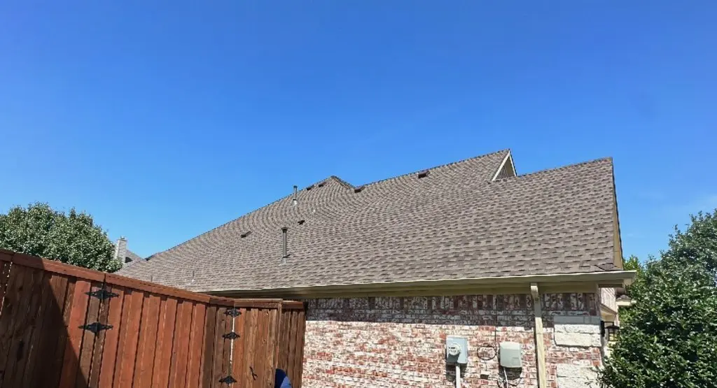 Completed roof replacement project in Newberry